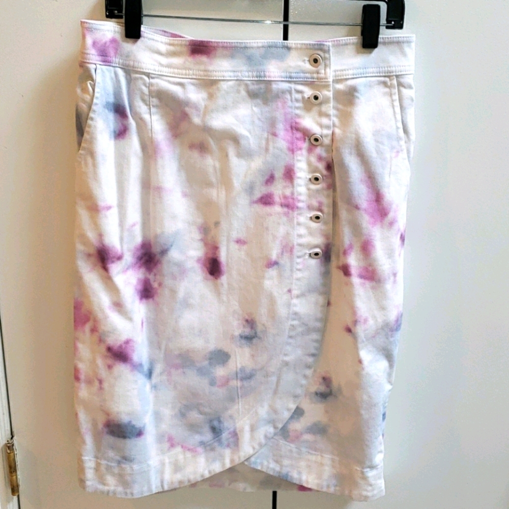 Anthropologie tie dye white denim skirt